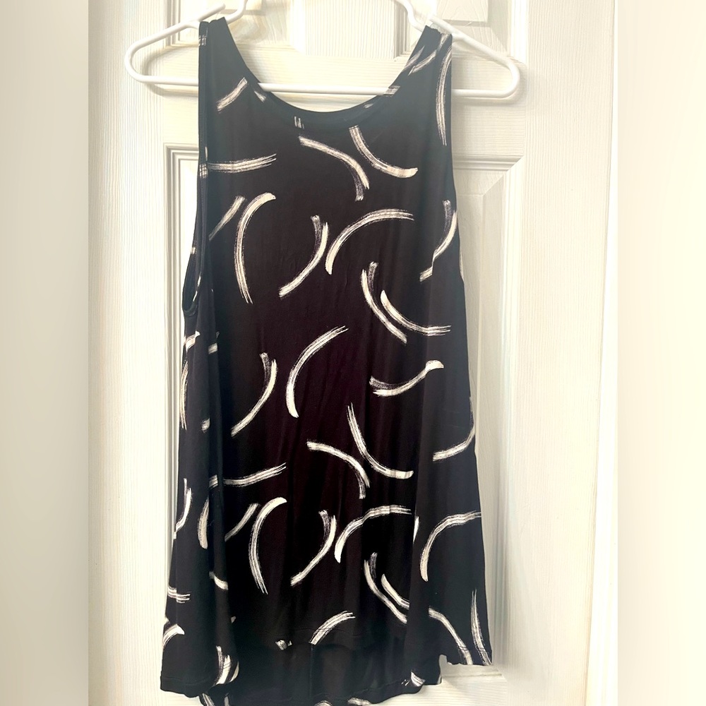 Black and white tank top